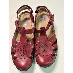 Women’s Earth Red Leather Mary Jane’s Adjustable